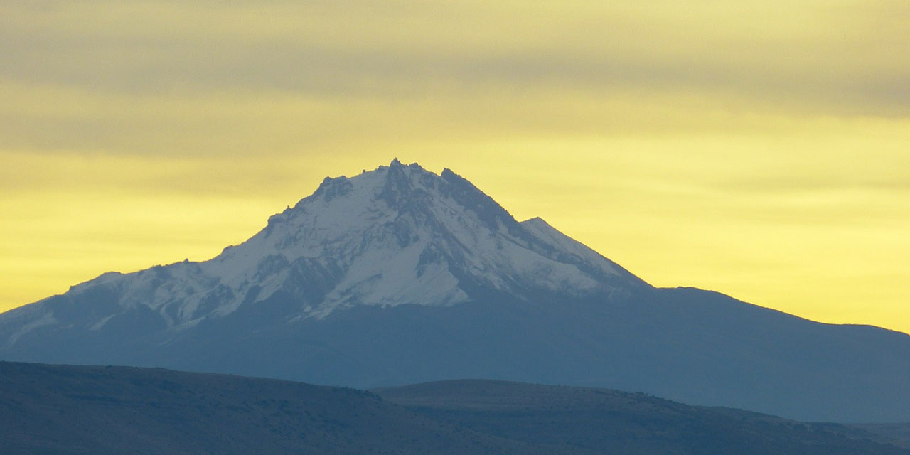 Kayseri'nin tarihî eserlerini, doğal güzelliklerini, yemeklerini, türküleri